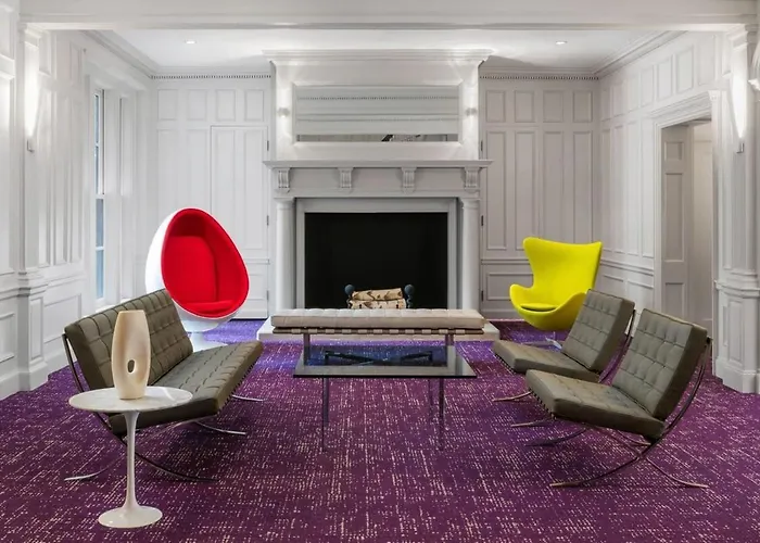 Stylish Studio In Historic Boston